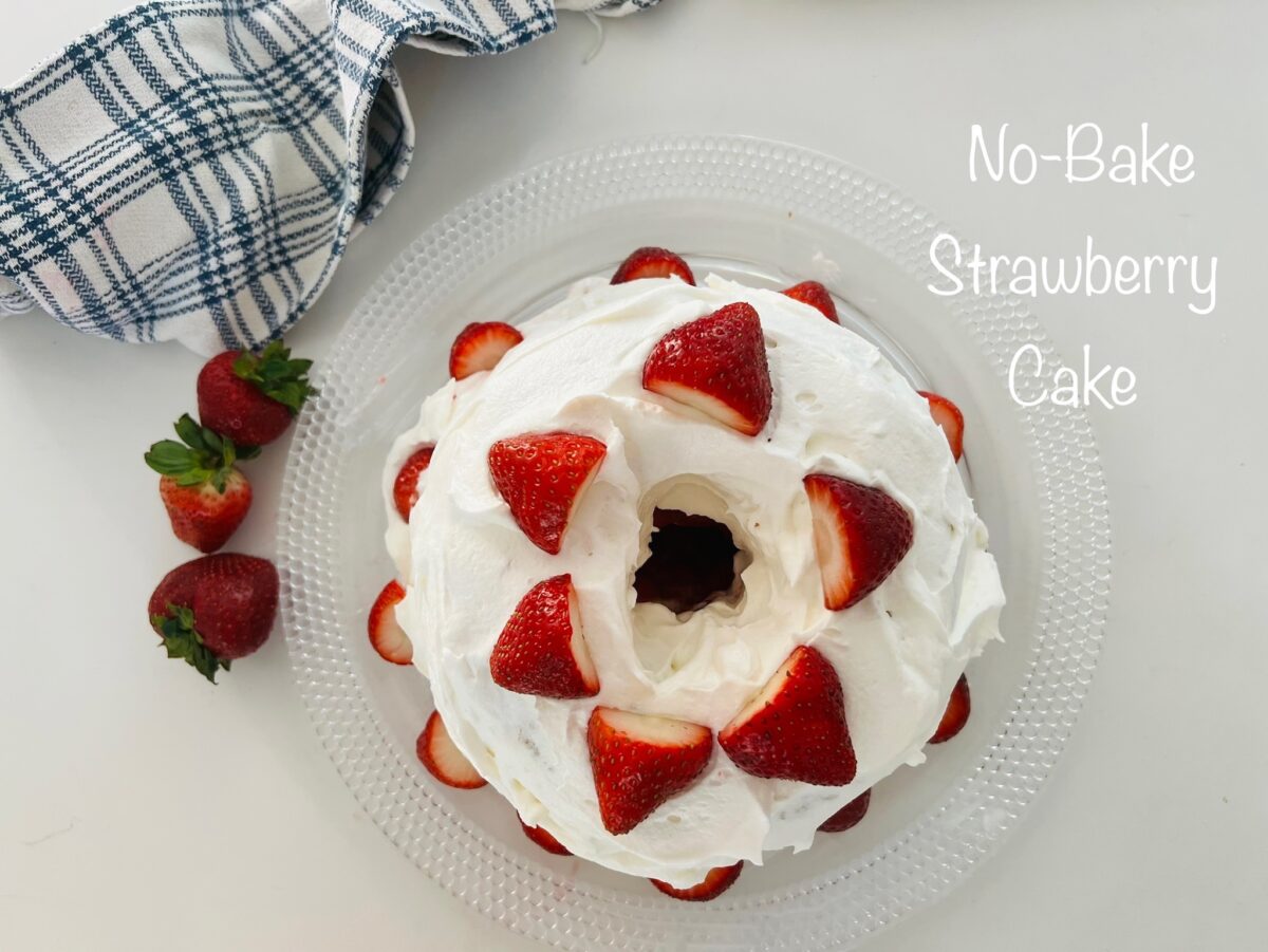 No-Bake Strawberry Cake - Don't Lick Your Knife